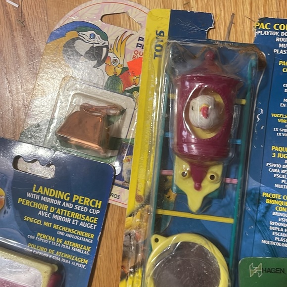 NWT lot bird parrot toys bath mirrors bottle beak block 8 9 pack pcs lot bundle - Picture 3 of 9